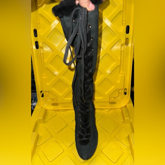 CELINE Winter Heels Sz 39 - Picture 4 of 14